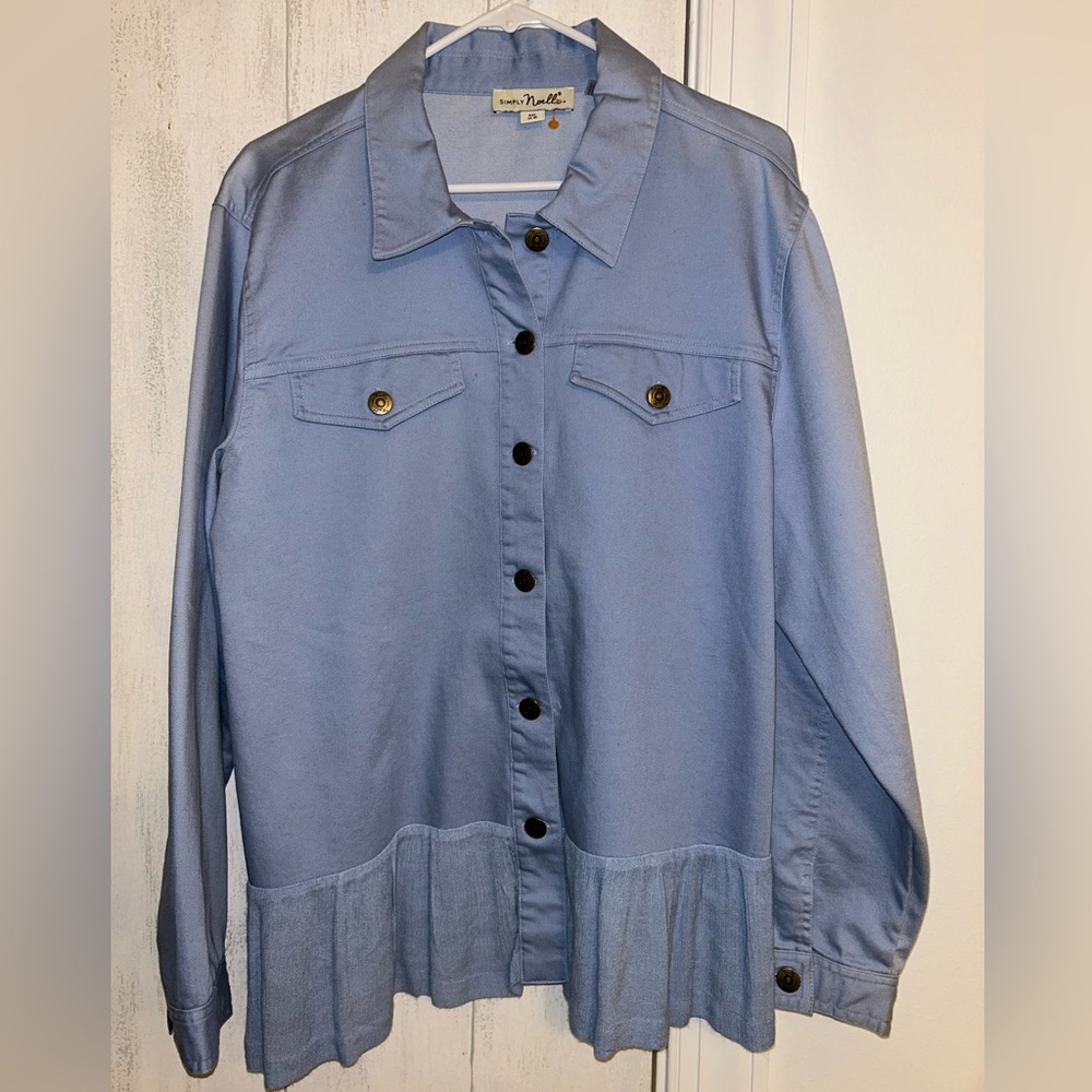 Simply Noelle button down women’s top